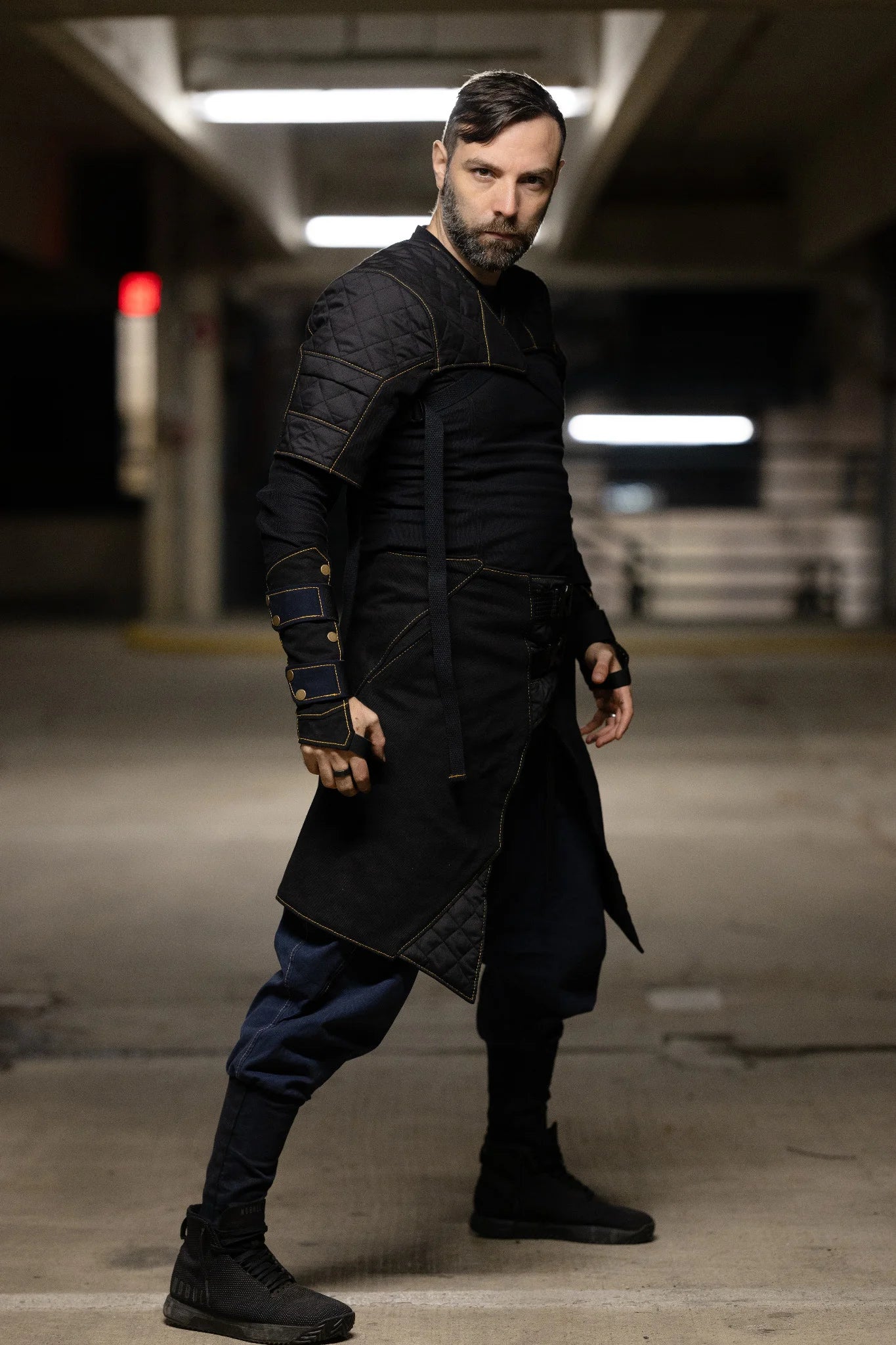 Battle Sleeve - Gilded Carbon [Unifit]