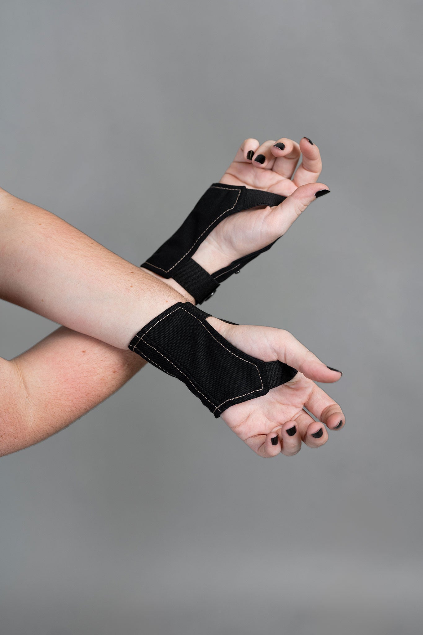 Vanguard Bracers - Victorian Eclipse [Unifit]