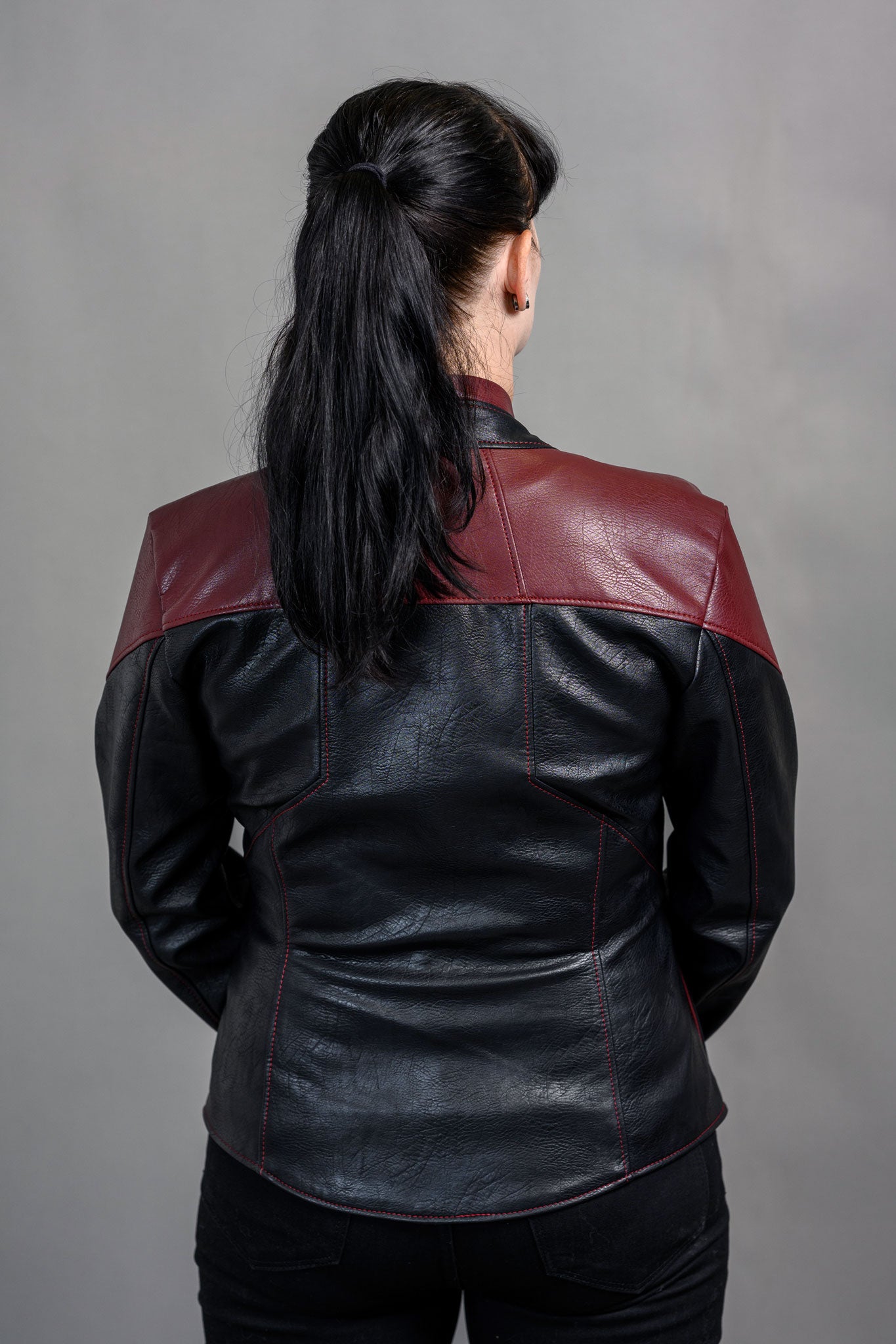 Starfleet 2401 - Command Red [Womens]